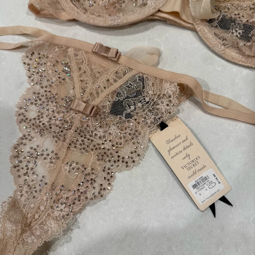 Victoria's Secret Designer Fashion Show Swarovski Crystal Bra & Panty Set - Picture 12 of 16
